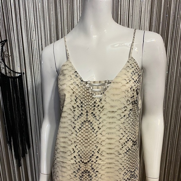 🔻SALE🔻HAUTE HIPPIE🔹NEW WITH TAG - Picture 2 of 12